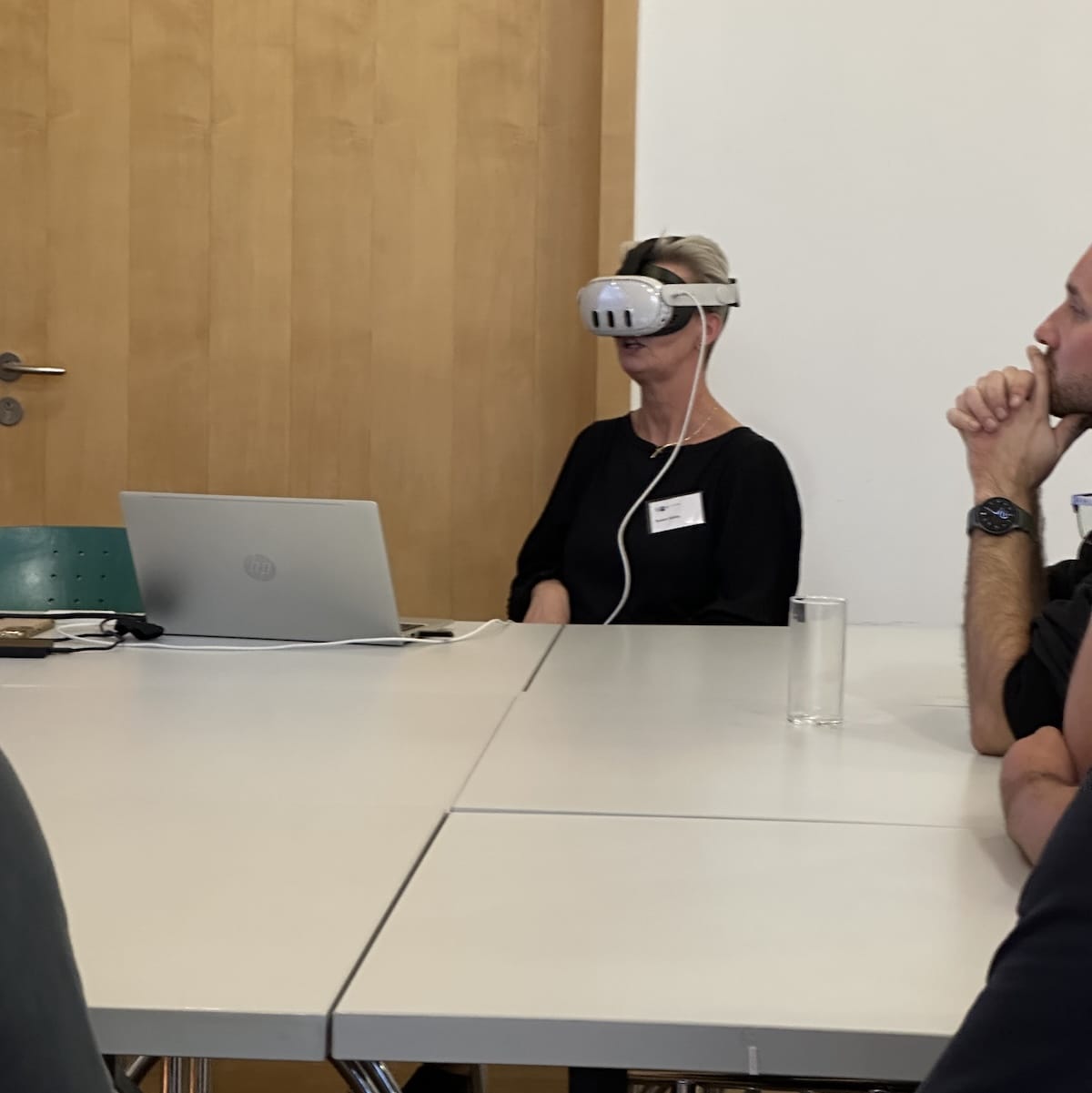 Empathische Kommunikation mit VR-Brille 1